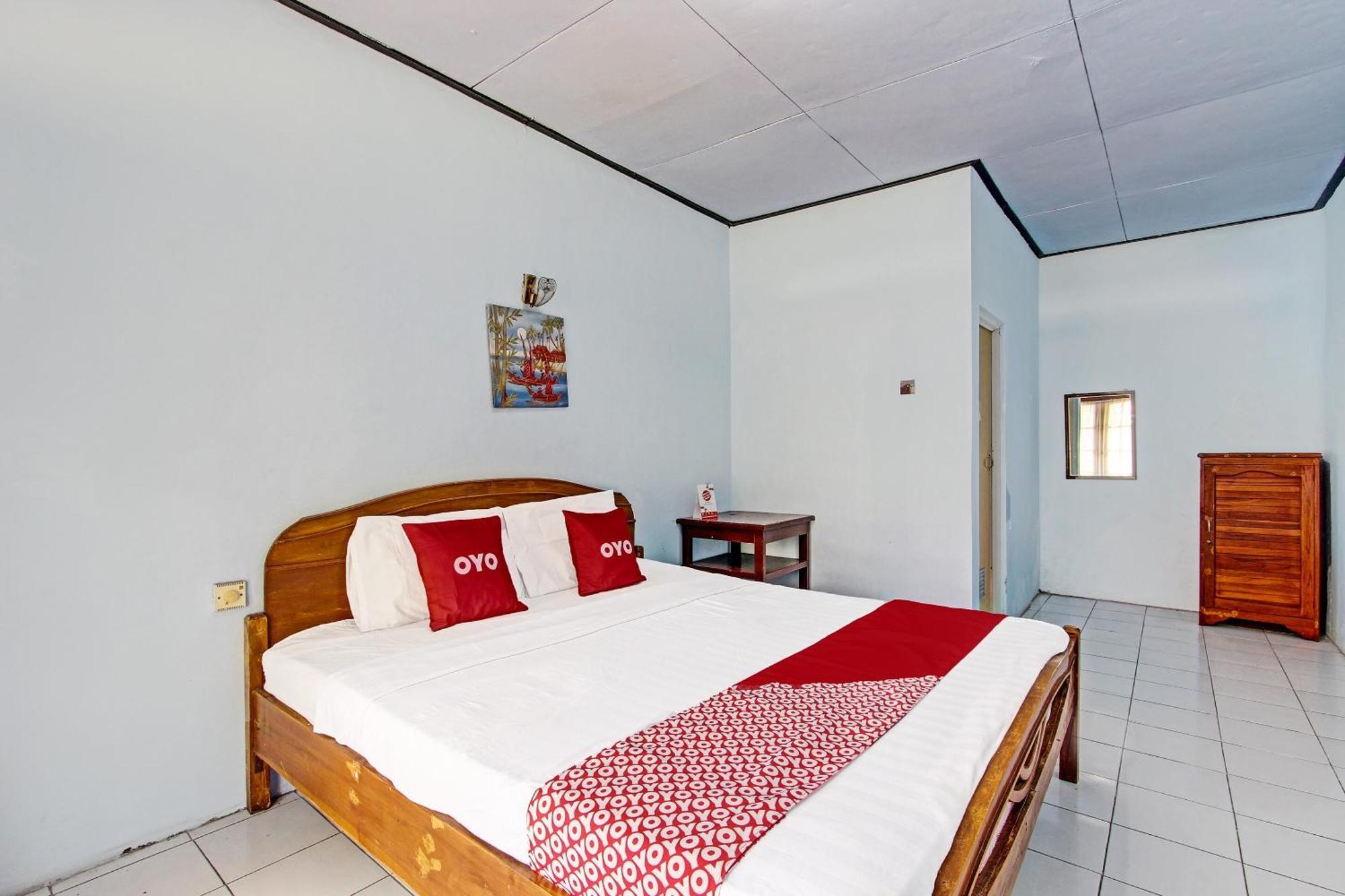 Capital O 91644 Loka Hause Hotel Salatiga Exterior foto