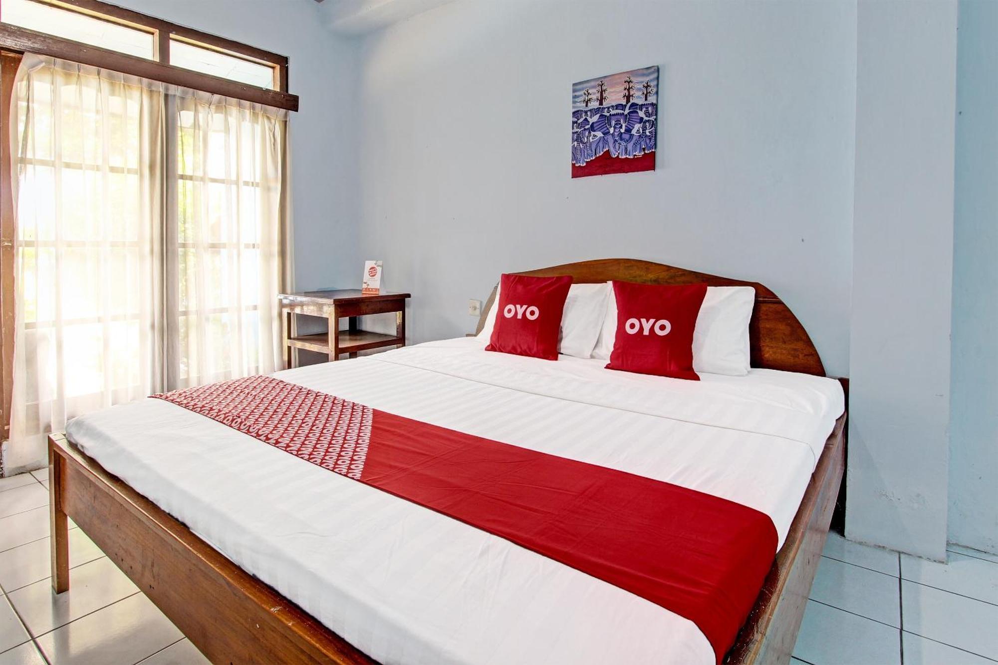 Capital O 91644 Loka Hause Hotel Salatiga Exterior foto