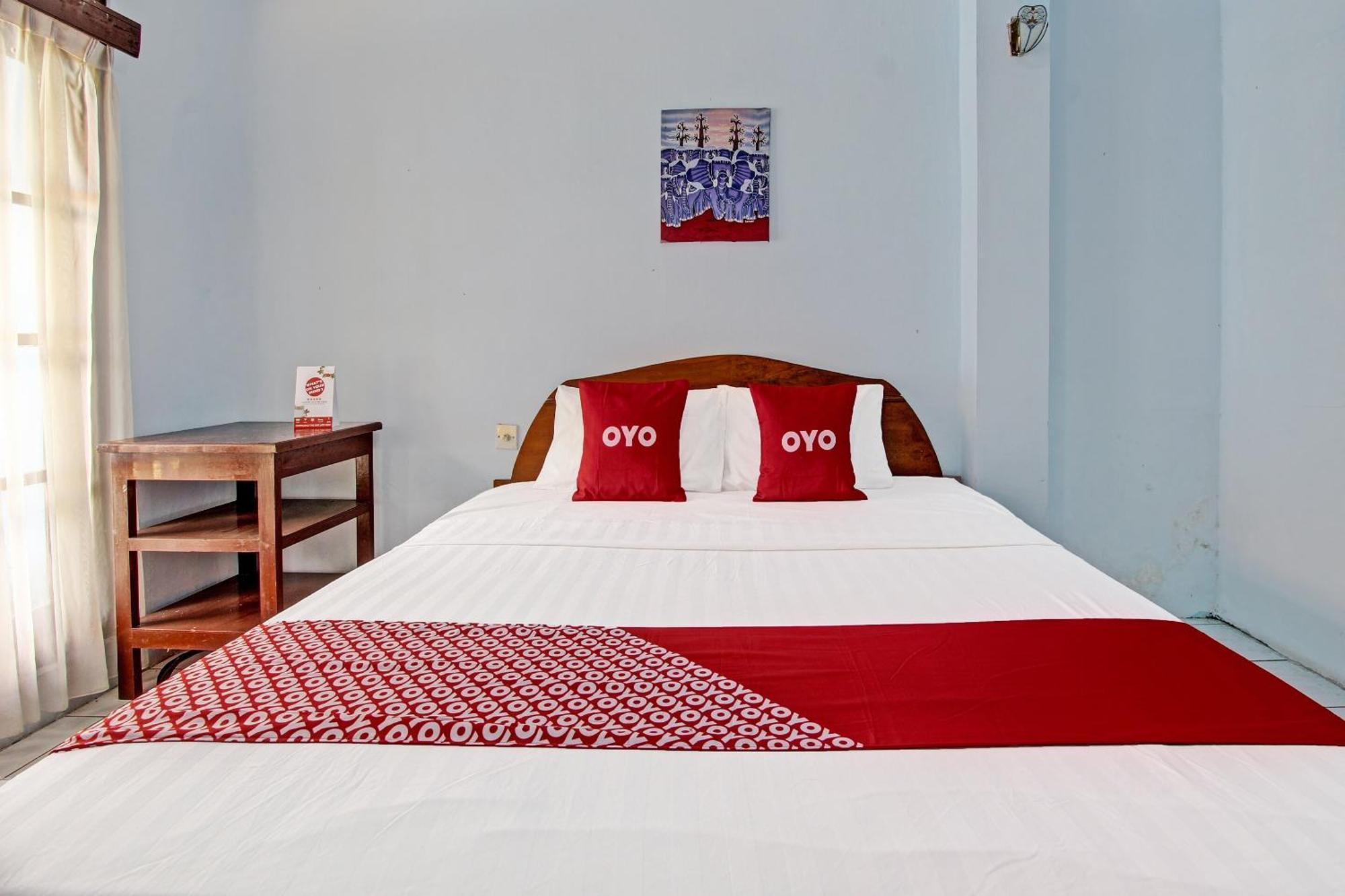Capital O 91644 Loka Hause Hotel Salatiga Exterior foto